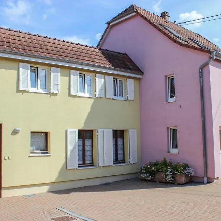 Jaune Et Rose-3 By Interhome Apartment *